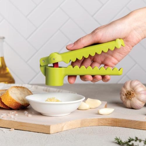 Actual product image Ototo Garligator garlic press
