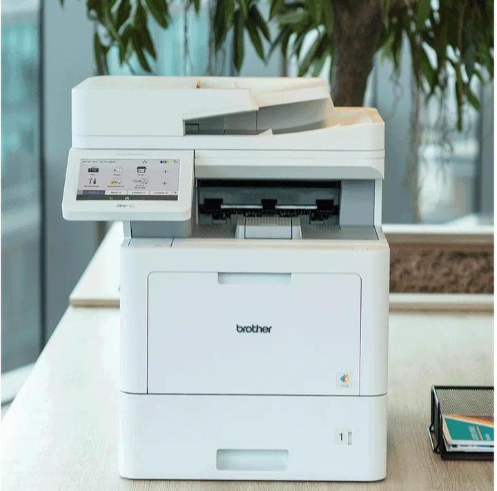 Produktbild Brother MFC-L9670CDN (Laser, Farbe)