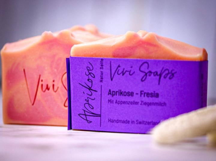 Actual product image Vivi Soaps Apricot Fresia - Goat's milk soap (Hard soap)