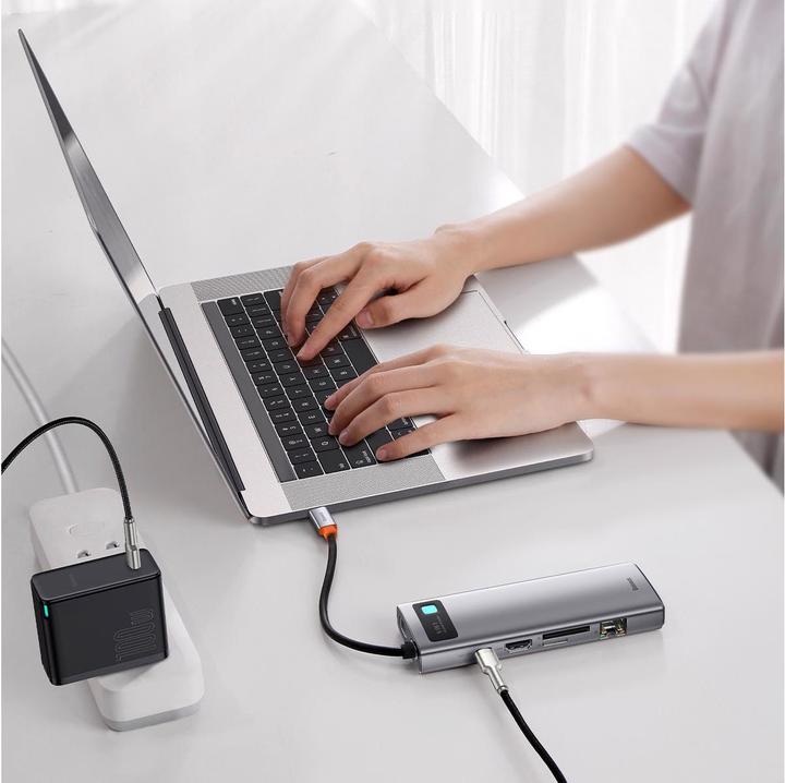 Actual product image Baseus CAHUB-CU0G (USB-C, 3 Ports)