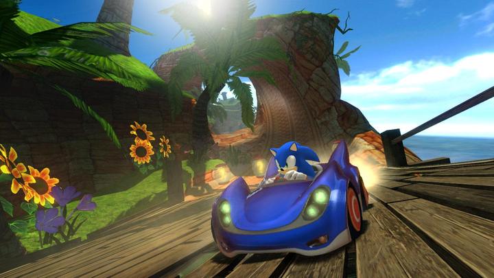 Immagine prodotto Sega Sonic & All Star Racing (Xbox 360, EN)