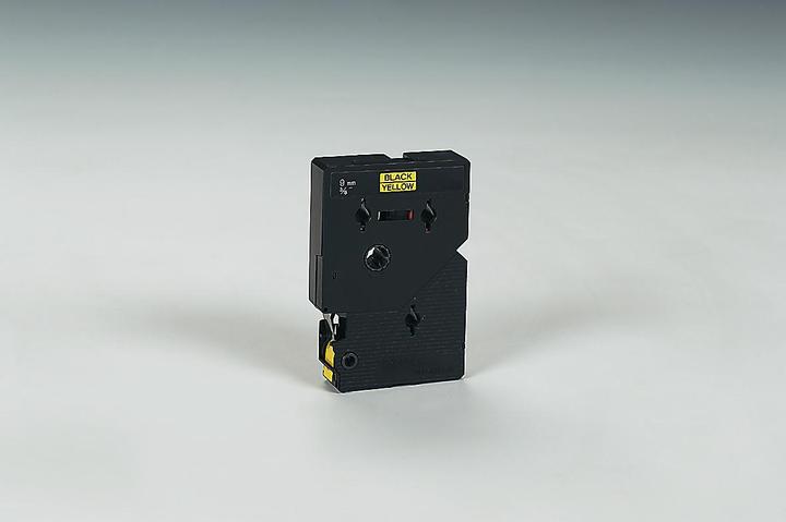 Actual product image Brother P-Touch (0.90 cm, Yellow)