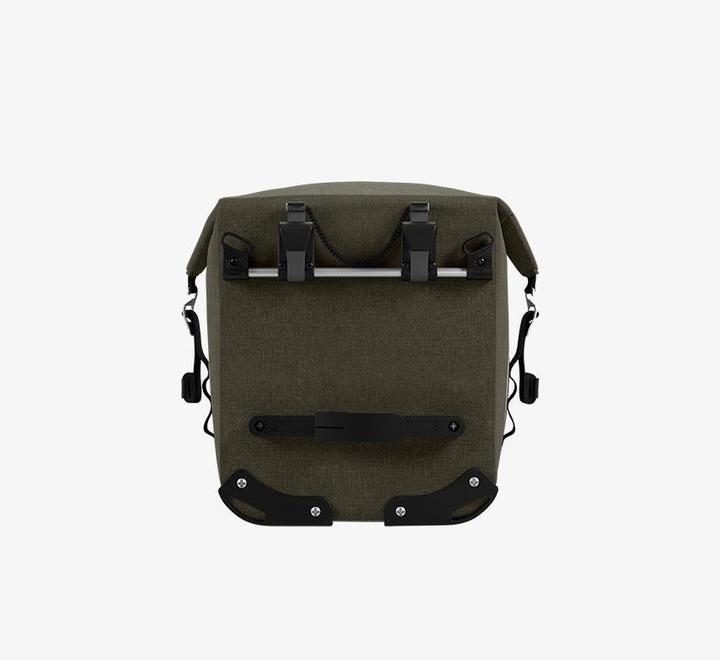 Actual product image Brooks England Scape (10 l, Luggage carrier bag)