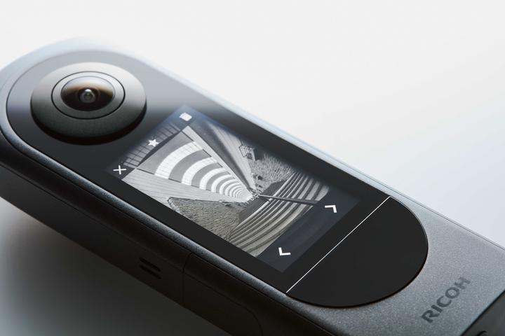 Actual product image RICOH Theta X 2023 (30p, Bluetooth, Wi-Fi)