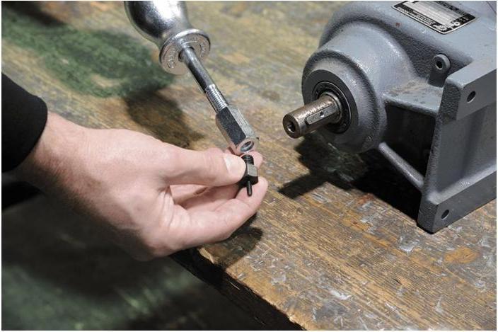 Produktbild Kukko Ausziehersatz Baureihe 223 14tlg. Schlagweg150mm Schlagmasse0,5kg Ku.-Koffer