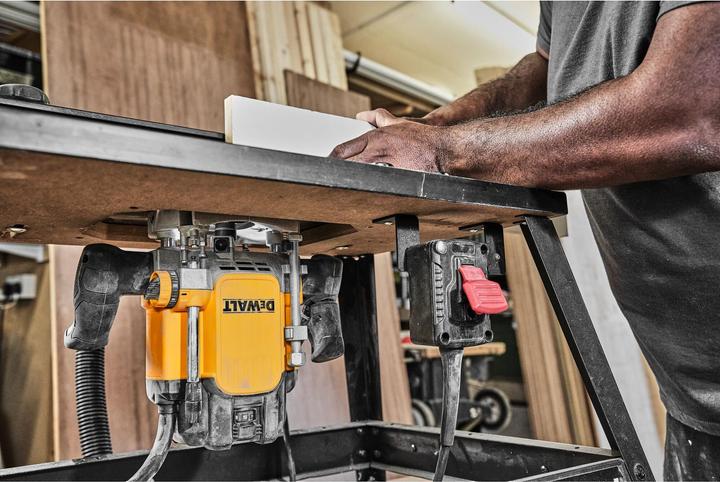 Produktbild DeWalt Oberfräse