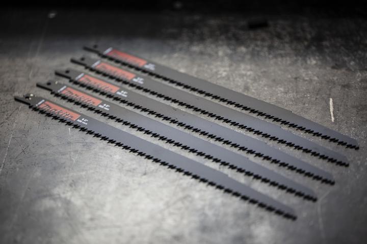 Immagine prodotto Makita Lama per sega alternata bimetallica / 6 TPI, 5 pezzi per legno