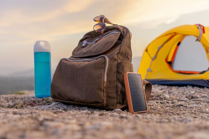 Actual product image Cellularline Solar Power Bank (10000 mAh, 20 W, 37 Wh)