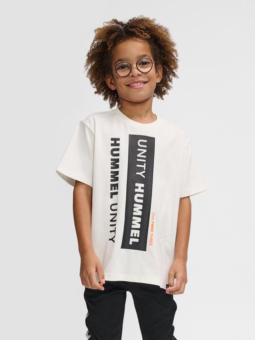 Actual product image hummel hmlUNITY T-SHIRT S/S (128)
