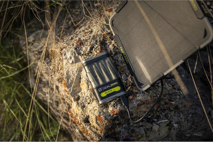 Image du produit Goal Zero Powerbank Guide 12 + Panneau solaire Nomad 5 (2500 mAh, 10 W, 9.25 Wh)