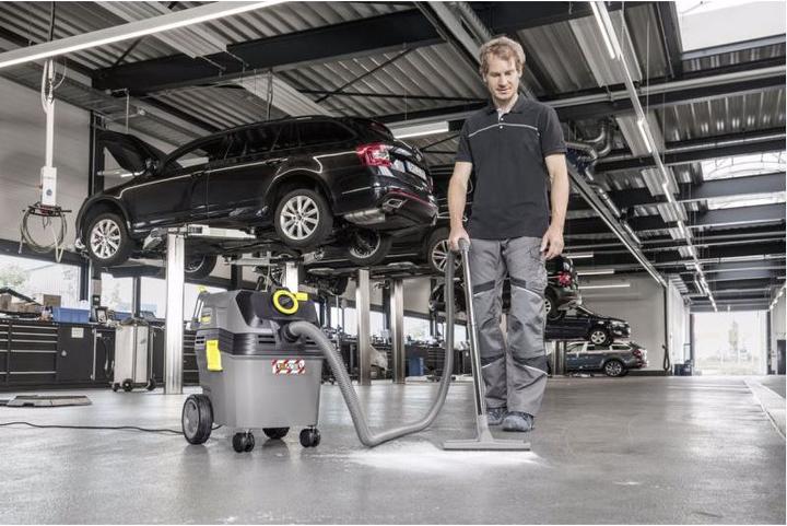 Immagine prodotto Kärcher Professional 30/1 Ap L (Aspirapolvere a umido e a secco)