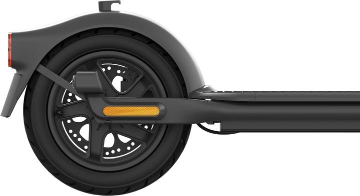 Actual product image Segway-Ninebot KickScooter F40I (25 km/h, 40 km, 350 W)