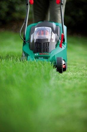 Produktbild Bosch Home & Garden Rotak 34 LI (Akkubetrieb)