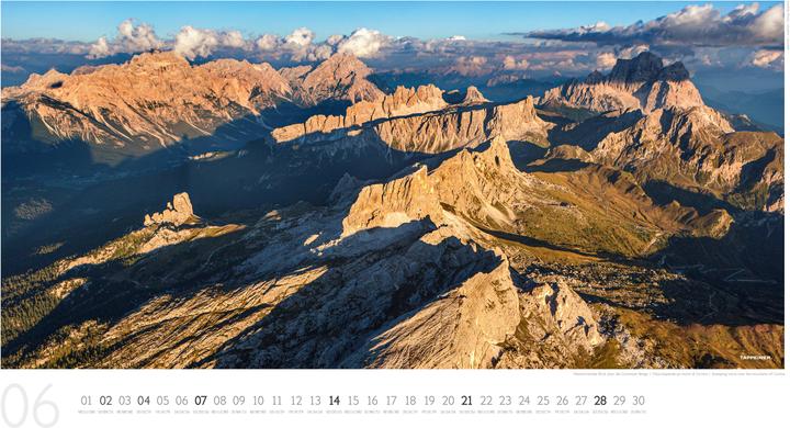 Produktbild Luftbildkalender Dolomiten 2026 (Harter Einband, Deutsch, Französisch, Englisch, Italienisch)