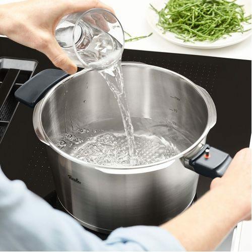 Produktbild Fissler Vitavit Premium (22 cm, Dampfkochtopf, Edelstahl)