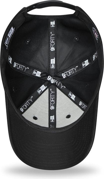 Actual product image New Era 9Forty Towel New York Yankees