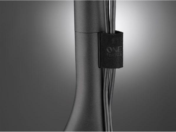 Immagine prodotto One for All Full Metal Tripod WM7461 (Universale, 65", 30 kg)