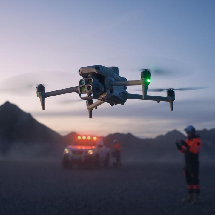 Image du produit DJI Matrice 4T (UE) (1219 g, 48 Mpx)