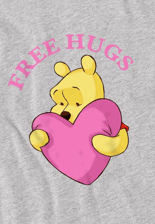 Produktbild Winnie the Pooh Free Hugs TShirt Valentinstag (140)