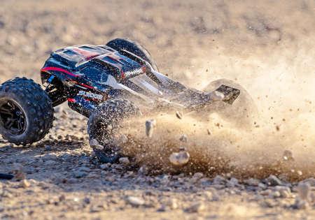 Immagine prodotto Traxxas Sledge Electric Brushless Truggy 4WD 1:8 RTR arancione (RTR pronto all'uso)