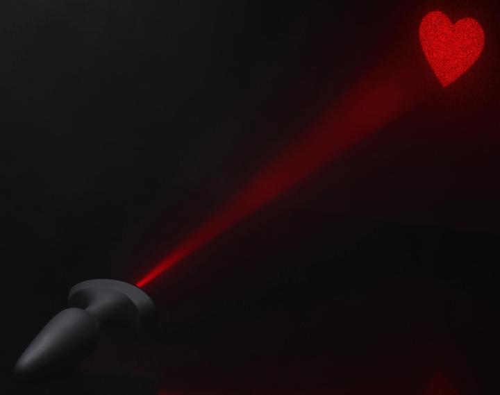 Actual product image XR Brands Laser Heart Silikon Analplug Mittel