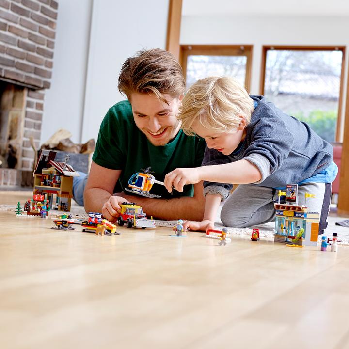 Produktbild LEGO Ski Resort (60203, LEGO City)