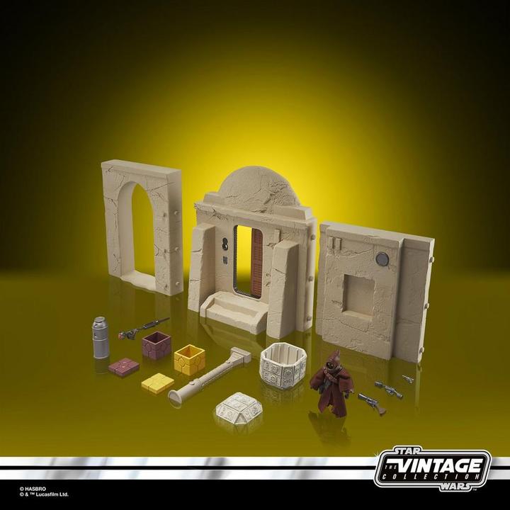 Produktbild Hasbro Star Wars Episode IV Vintage Collection Playset Streets of Mos Eisley mit Jawa Action Figure