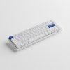 Actual product image Akko 3068B Plus White&Blue Gaming Keyboard, CS Jelly Purple - German (ISO) (DE, Wireless)