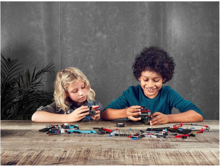 Image du produit LEGO Spectacle de cascadeurs avec camion et moto (42106, LEGO Technic)