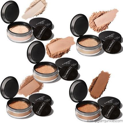 MAC Cosmetics Studio F / Polvere di peso sfocante scura (Medio Scuro)
