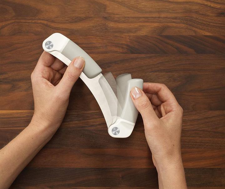 Actual product image Joseph Joseph Mezzaluna (19 cm)