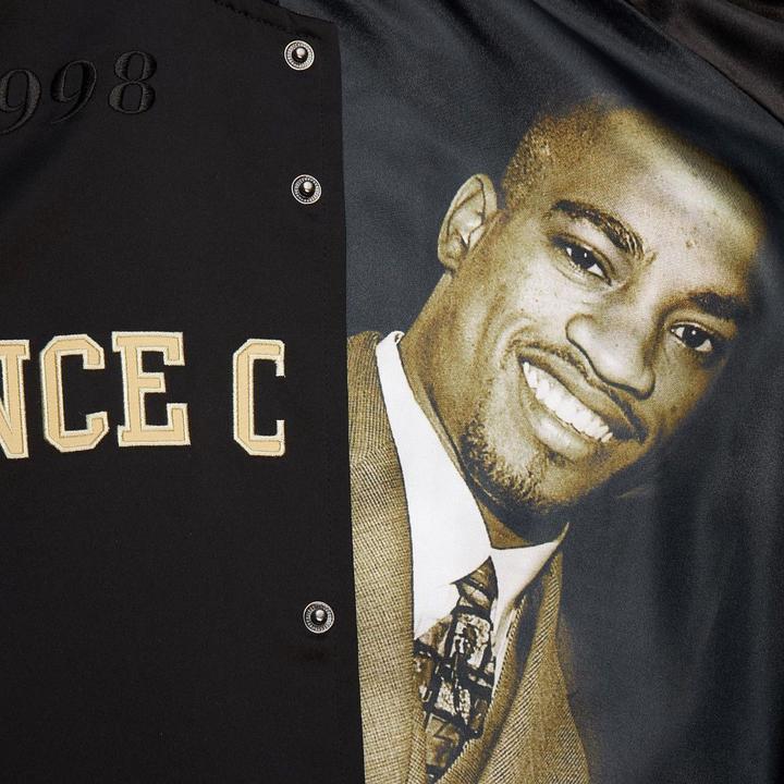 Produktbild Mitchell & Ness M&N Varsity Satin Jacke - HALL OF FAME Vince Carter - M (M)