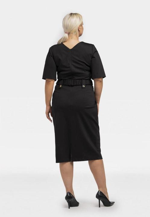 Produktbild Karko Plus-Size Kleider model (48)