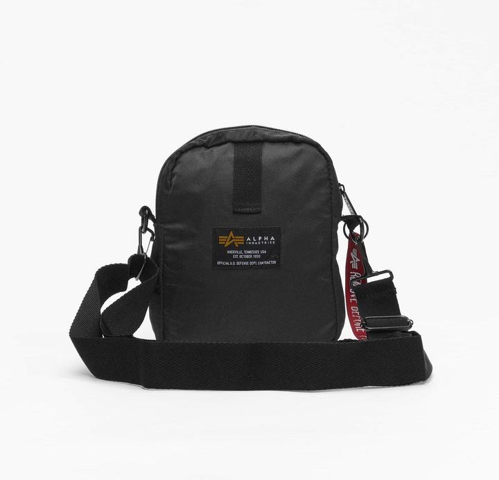 Actual product image Alpha Industries Crew Carry Umhängetasche