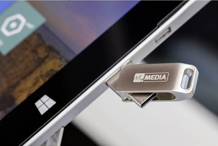 Actual product image MyMedia USB 3.2 OTG Stick 128GB, Type A-C, My Dual, silver (128 GB, USB-A, USB-C)