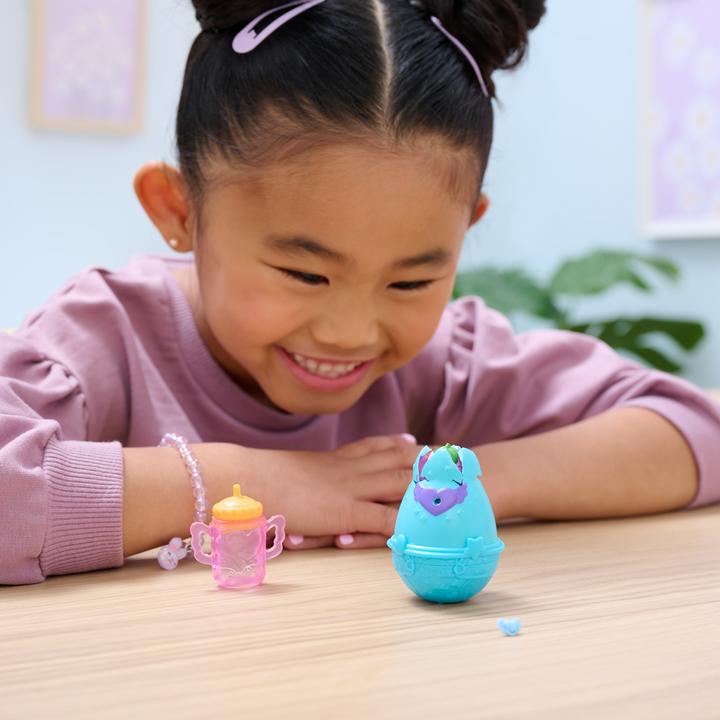 Actual product image Hatchimals Hatchimals-Water Hatch Famly Surprise