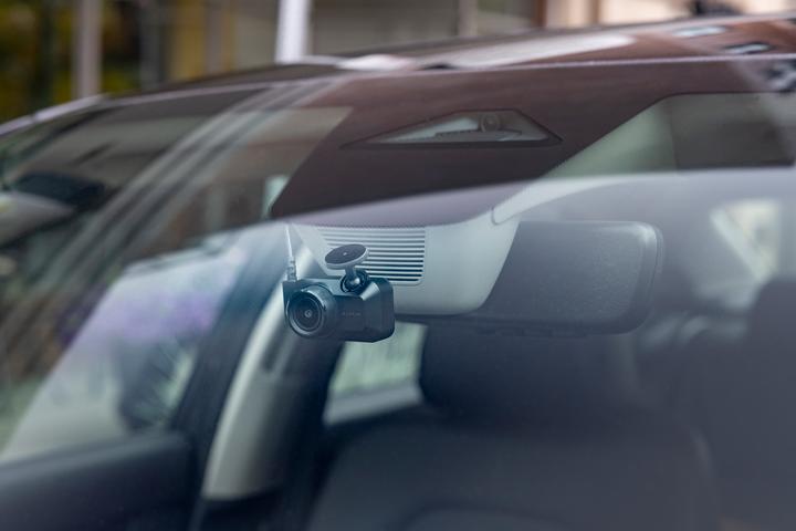 Immagine prodotto Garmin Supporto adesivo per Dash Cam serie 2024