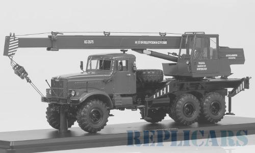 Actual product image Premium ClassiX KrAZ 255, Nva crane truck