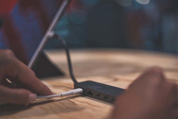 Productafbeelding XtremeMac HUB USB-C MAX PRO - 5 poorten (USB-C, 5 Havens)