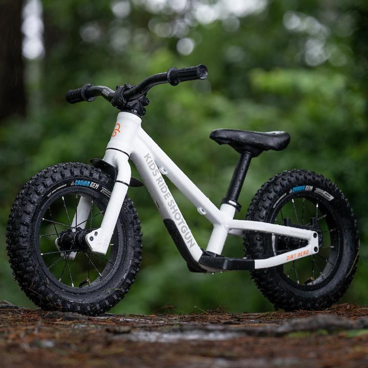 Actual product image Kids Ride Shotgun Dirt Hero wheel, 12", white (frame kit / wheelset) (12")