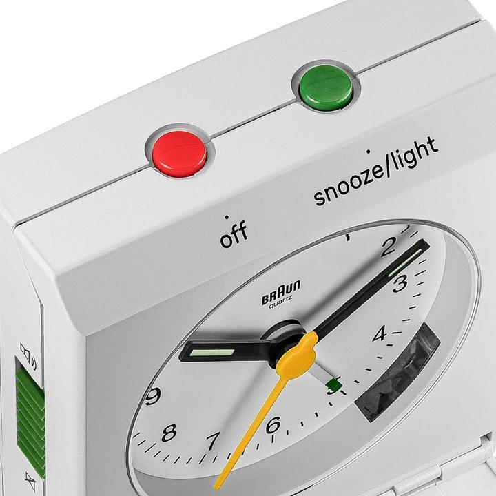 Produktbild Braun Reise-Analogwecker