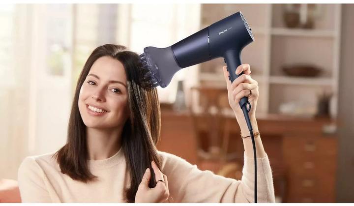 Actual product image Philips Series 5000