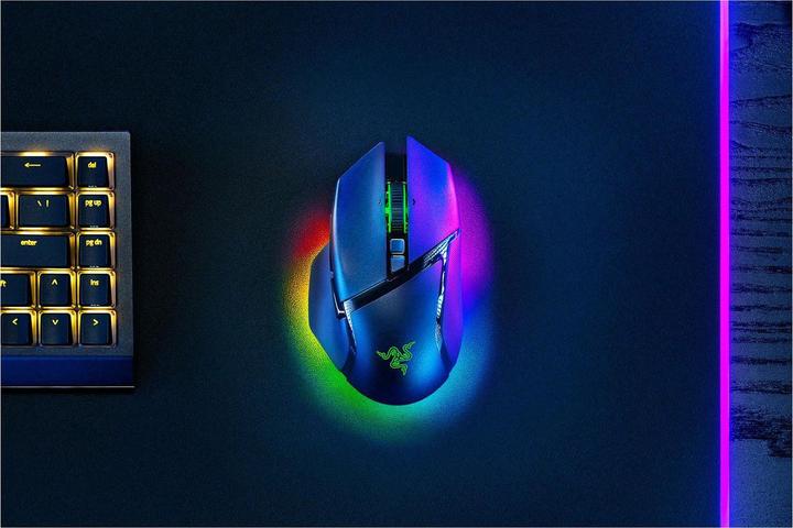 Actual product image Razer Basilisk V3 Pro (Wireless, Cable)