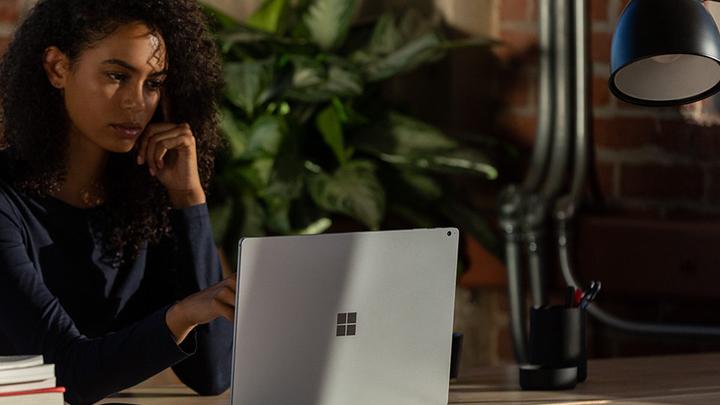 Produktbild Microsoft Surface Book 3 (15", Intel Core i7-1065G7, 32 GB, 512 GB, DE)