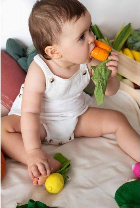 Actual product image Oli and Carol Mini Doudou - Teether Cathy the Carrot