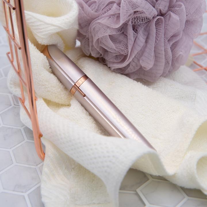 Produktbild Flawless Augenbrauen Präzisionstrimmer