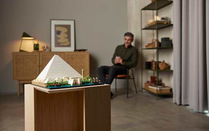 Actual product image LEGO Great Pyramid of Giza (21058, LEGO Architecture)