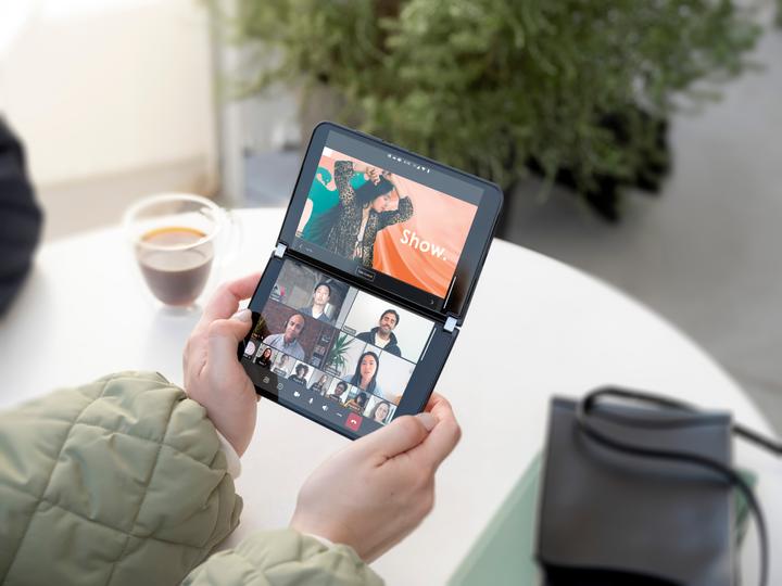 Immagine prodotto Microsoft Surface Duo 2 B2B (128 GB, Obsidian, 8.30", SIM + eSIM, 12 Mpx, 5G)