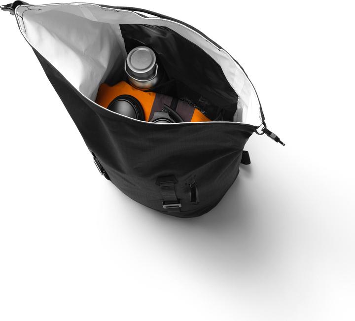 Actual product image DB Sports Essential Rolltop Backpack -reppu, 32L, Black Out (32 l)