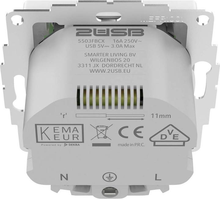 Actual product image 2USB 2U-449528 Socket outlet with earthing contact and USB charging output, increased contact